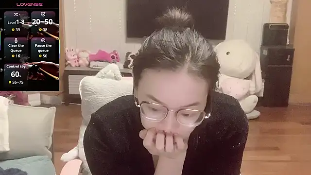 Mimi-777 online show from 11/01/25, 09:33