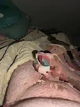 Snapshot of creamydeluxe chatting on 10/30/25, 10:43 creamydeluxe online show from 10/30/25, 10:43