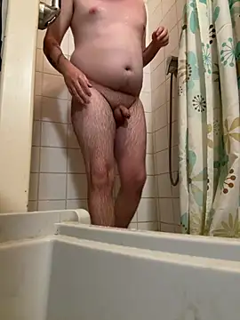 creamydeluxe online show from 04/14/26, 07:42