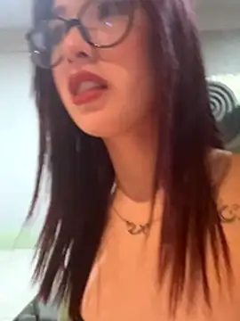 petite mariee online show from 11/19/25, 05:29