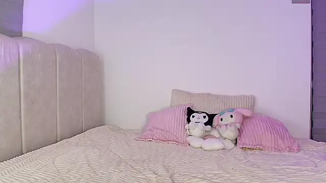 petite mariee online show from 12/04/25, 07:39