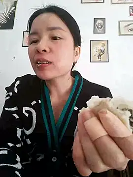 Listen-ly online show from 01/11/26, 02:49