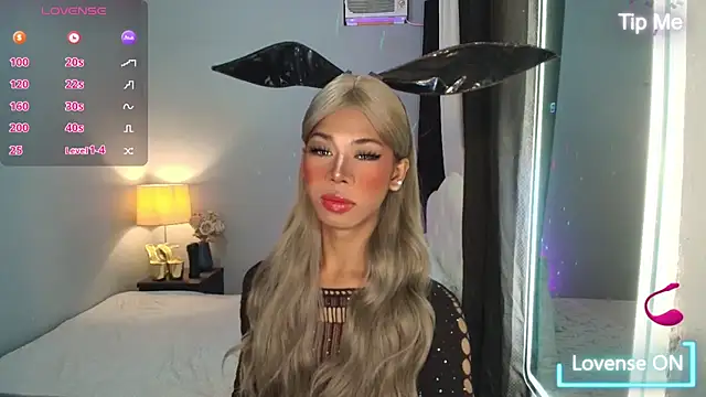 NicoleAshleyxxx online show from 10/25/25, 11:07