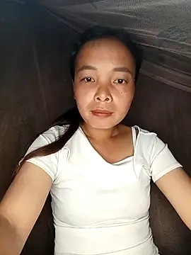 Nguyet2k4 online show from 10/14/25, 06:03