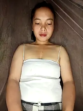 Snapshot of Nguyet2k4 chatting on 11/01/25, 02:57 Nguyet2k4 online show from 11/01/25, 02:57