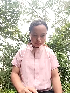 Snapshot of Nguyet2k4 chatting on 11/05/25, 11:49 Nguyet2k4 online show from 11/05/25, 11:49