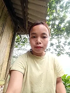 Snapshot of Nguyet2k4 chatting on 01/10/26, 02:02 Nguyet2k4 online show from 01/10/26, 02:02