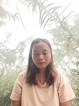 Snapshot of Nguyet2k4 chatting on 02/20/26, 06:26 Nguyet2k4 online show from 02/20/26, 06:26