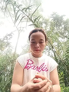 Snapshot of Nguyet2k4 chatting on 03/07/26, 04:20 Nguyet2k4 online show from 03/07/26, 04:20