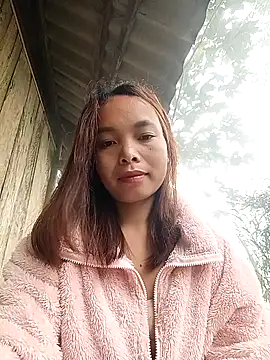 Snapshot of Nguyet2k4 chatting on 03/15/26, 05:13 Nguyet2k4 online show from 03/15/26, 05:13