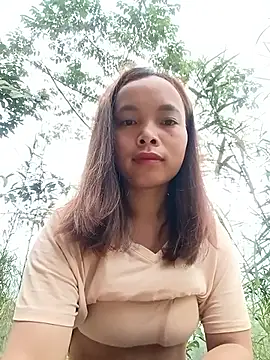 Snapshot of Nguyet2k4 chatting on 03/20/26, 11:42 Nguyet2k4 online show from 03/20/26, 11:42