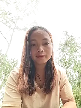 Snapshot of Nguyet2k4 chatting on 05/11/26, 05:13 Nguyet2k4 online show from 05/11/26, 05:13