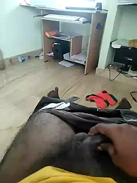 Snapshot of Vickyins480000 chatting on 10/19/25, 06:47 Vickyins480000 online show from 10/19/25, 06:47