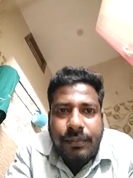 Snapshot of Vickyins480000 chatting on 10/30/25, 02:07 Vickyins480000 online show from 10/30/25, 02:07