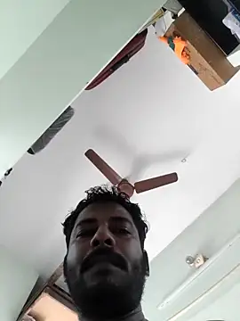 Snapshot of Vickyins480000 chatting on 11/07/25, 03:39 Vickyins480000 online show from 11/07/25, 03:39