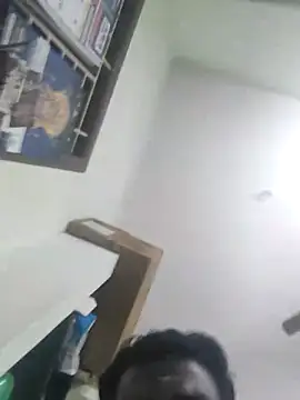 Snapshot of Vickyins480000 chatting on 11/27/25, 05:15 Vickyins480000 online show from 11/27/25, 05:15