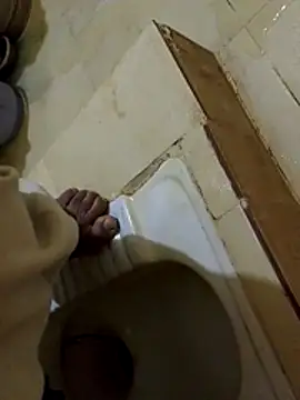 svk 05 online show from 11/14/25, 08:51