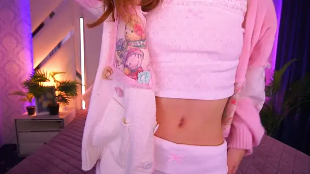 CuteeFoxy online show from 12/01/25, 03:06