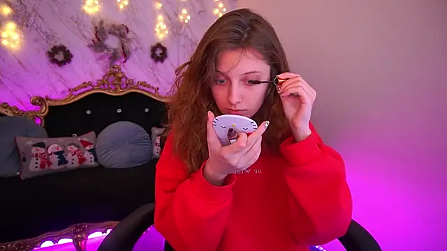 Snapshot of CuteeFoxy chatting on 01/08/26, 02:41 CuteeFoxy online show from 01/08/26, 02:41