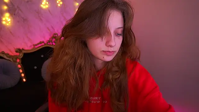 Snapshot of CuteeFoxy chatting on 01/13/26, 03:17 CuteeFoxy online show from 01/13/26, 03:17