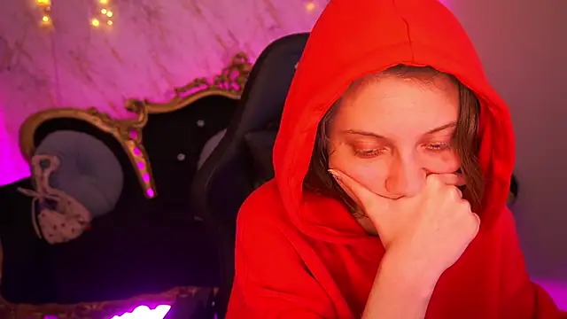 Snapshot of CuteeFoxy chatting on 01/14/26, 02:33 CuteeFoxy online show from 01/14/26, 02:33