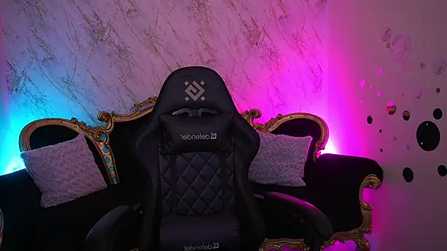 Snapshot of CuteeFoxy chatting on 03/30/26, 12:39 CuteeFoxy online show from 03/30/26, 12:39