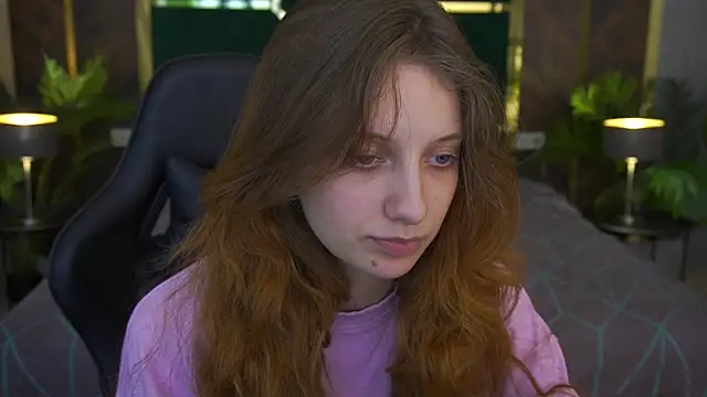 Snapshot of CuteeFoxy chatting on 04/07/26, 01:11 CuteeFoxy online show from 04/07/26, 01:11