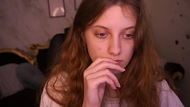 Snapshot of CuteeFoxy chatting on 04/20/26, 01:36 CuteeFoxy online show from 04/20/26, 01:36