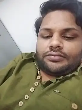 Akki19989 online show from 12/17/25, 09:21