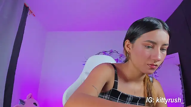 Snapshot of kittyrush_ chatting on 02/19/26, 10:39 kittyrush online show from 02/19/26, 10:39