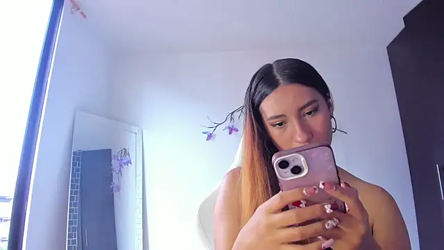 Snapshot of kittyrush_ chatting on 03/16/26, 06:56 kittyrush online show from 03/16/26, 06:56