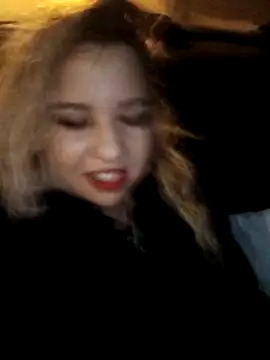 Snapshot of BelleInna chatting on 03/17/26, 12:59 BelleInna online show from 03/17/26, 12:59