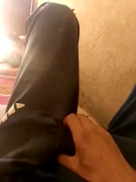 Kjkkjh online show from 10/22/25, 02:06