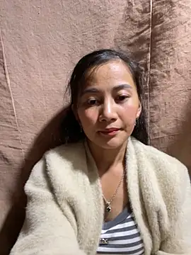 Miss-World00 online show from 11/30/25, 02:32