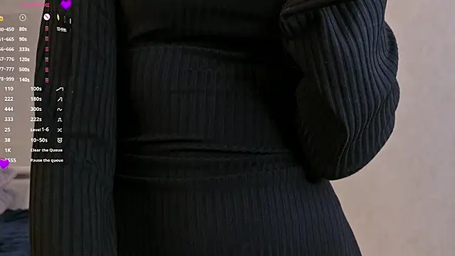 Snapshot of Erosyne chatting on 03/23/26, 05:06 Erosyne online show from 03/23/26, 05:06