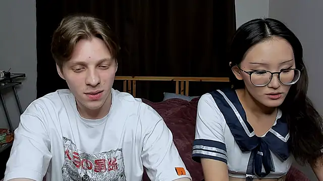 Blossomandbee online show from 10/20/25, 01:06