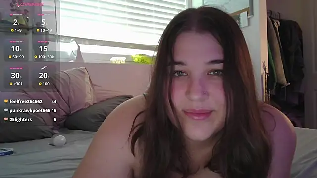 Snapshot of cherrypop1707 chatting on 10/15/25, 02:50 cherrypop1707 online show from 10/15/25, 02:50