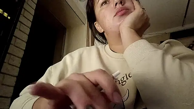 GwendolynFoster online show from 10/23/25, 04:28