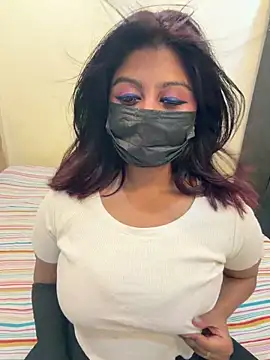 Snapshot of payal_mittal chatting on 04/28/26, 01:16 payal mittal online show from 04/28/26, 01:16