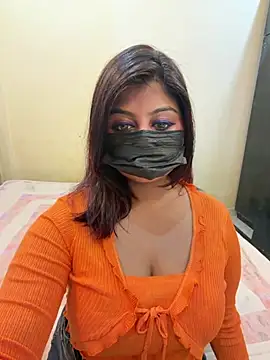 Snapshot of payal_mittal chatting on 05/17/26, 09:11 payal mittal online show from 05/17/26, 09:11