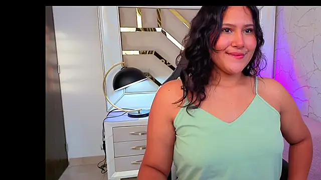 luna jonezz online show from 11/07/25, 11:32