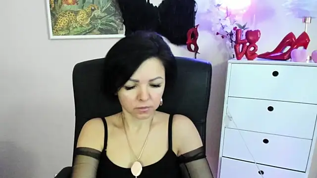 Mollybloom40 online show from 03/04/26, 07:36