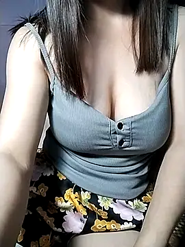 Snapshot of Hani-i chatting on 07/08/26, 10:14 Hani-i online show from 07/08/26, 10:14