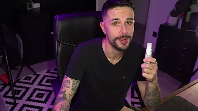 monsieurguitsxxx online show from 01/06/26, 05:16