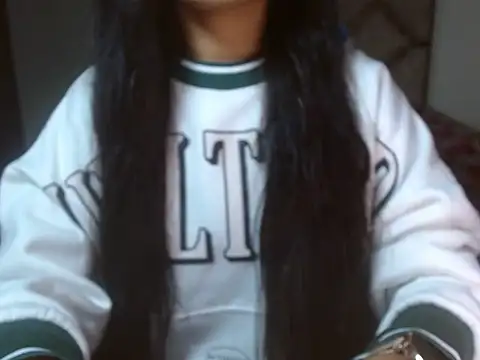 spicy sofiya - online show from 10/24/25, 01:51