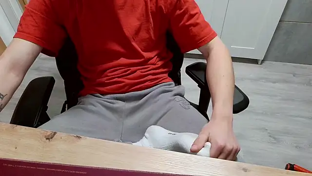 Twilightboyx online show from 10/20/25, 04:51