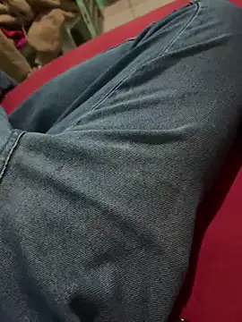 casaldelicia2003 online show from 10/25/25, 06:43