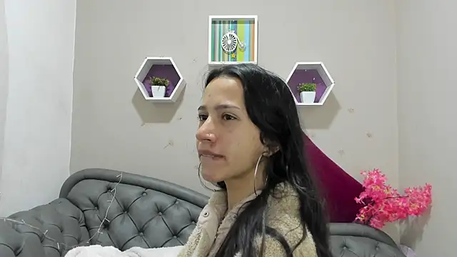 Snapshot of Laskhmi_ chatting on 05/11/26, 12:33 Laskhmi online show from 05/11/26, 12:33