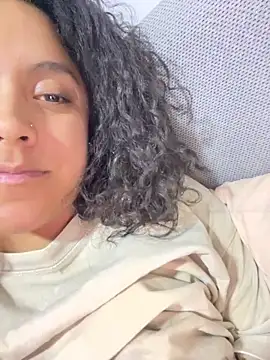 Snapshot of Techi0525 chatting on 10/17/25, 05:54 Techi0525 online show from 10/17/25, 05:54