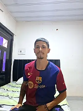 Snapshot of Luciferinthestreet chatting on 10/23/25, 04:17 Luciferinthestreet online show from 10/23/25, 04:17